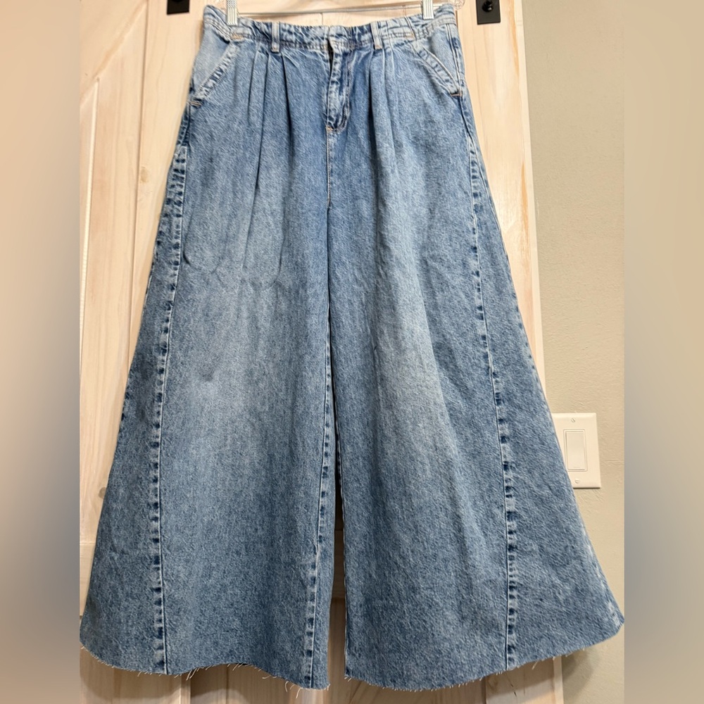 Free People Vintage Light Blue Wide Leg Jeans - Picture 2 of 12